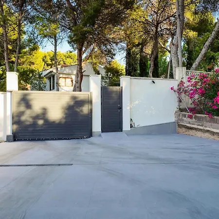 Preciosa Casa Independiente تورّيفيِخا