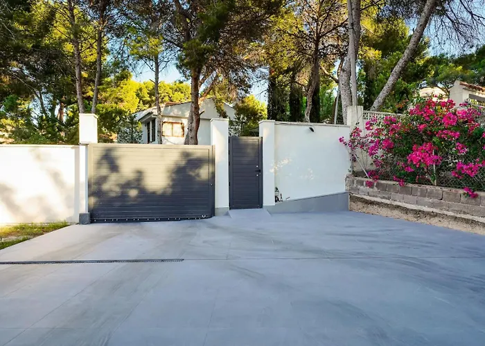 Preciosa Casa Independiente Torrevieja